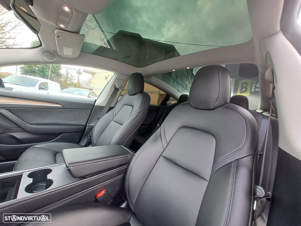 Tesla Model 3 Standard Range Plus RWD - 14