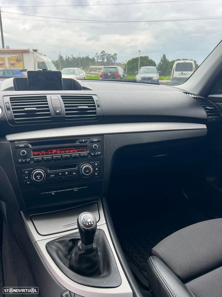 BMW 116 d Pack M - 22