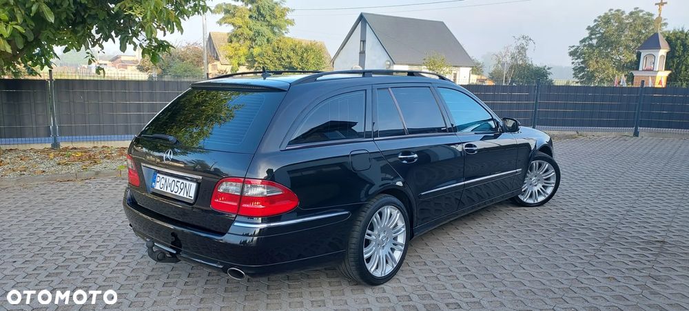 Mercedes-Benz Klasa E - 27