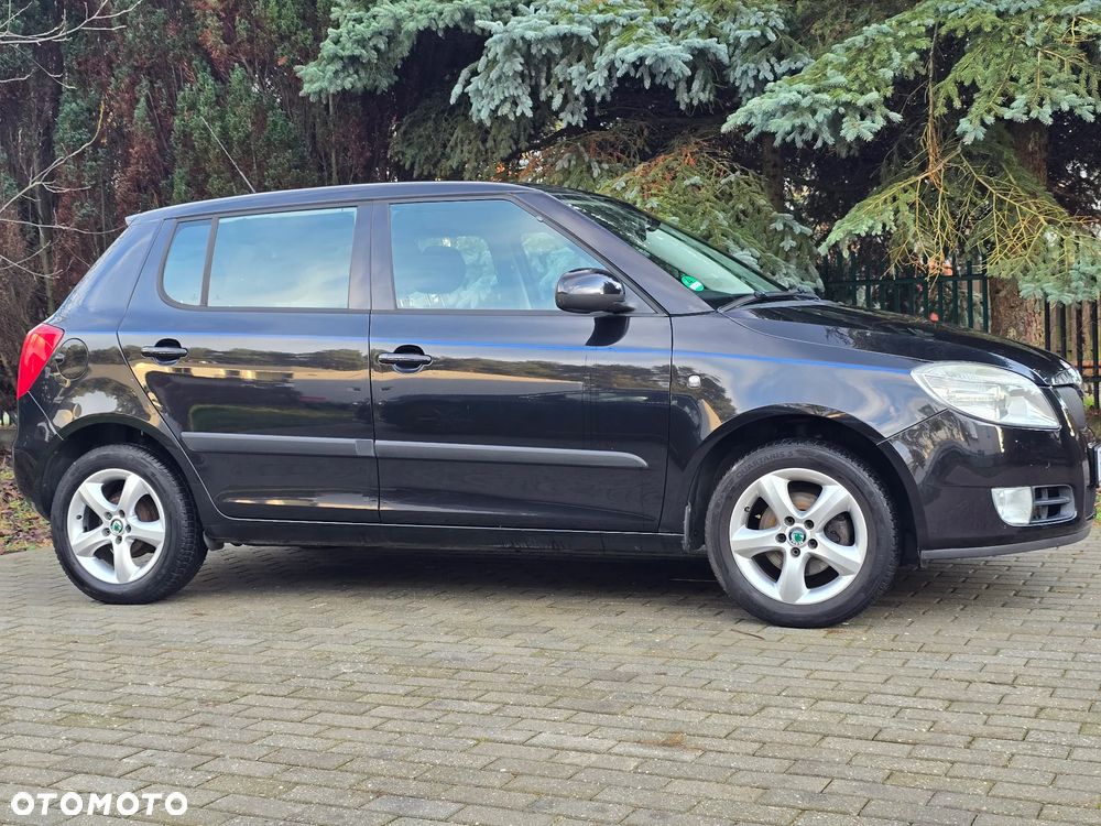 Skoda Fabia 1.2 HTP Elegance - 2