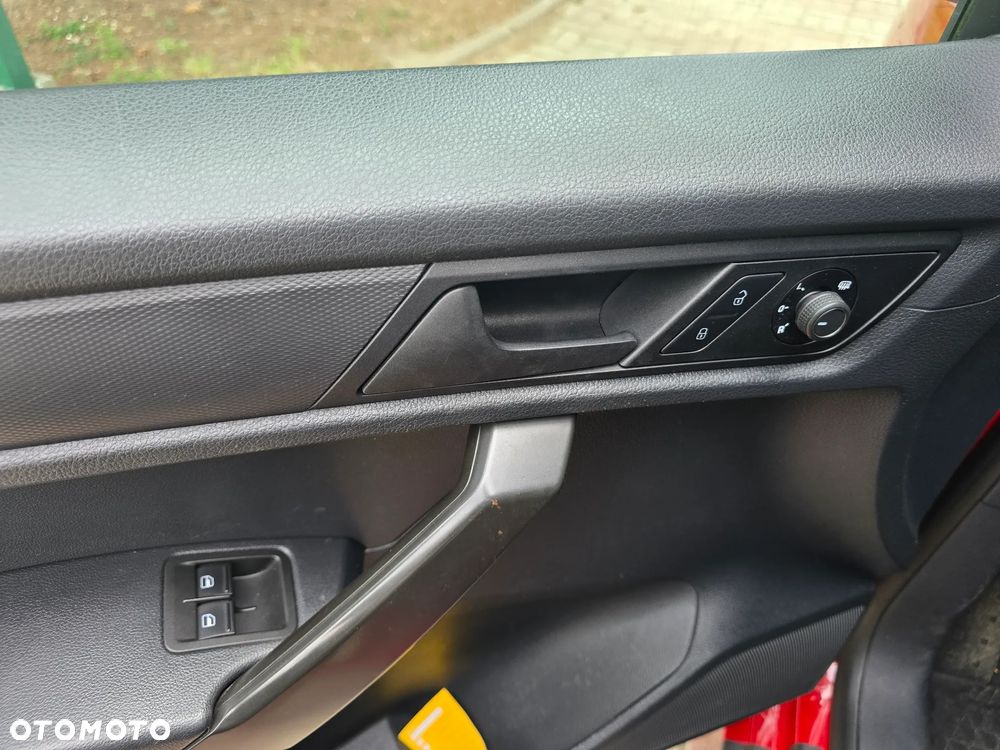 Volkswagen Caddy - 5