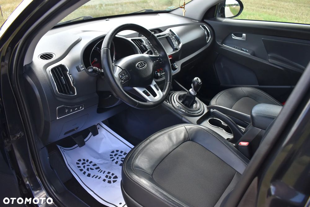 Kia Sportage 2,0 CRDI AWD Dream-Team Edition - 24