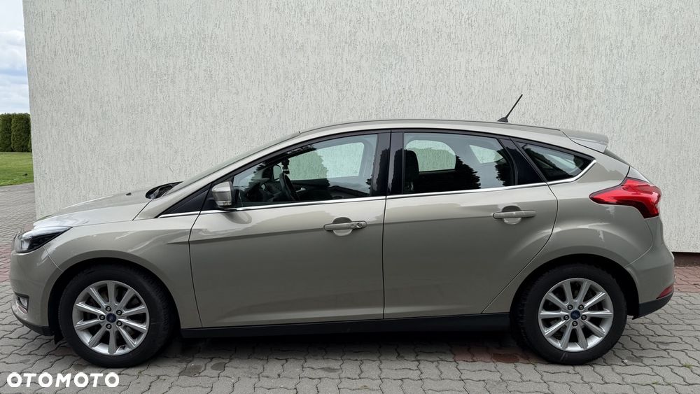 Ford Focus 1.5 EcoBoost Titanium ASS - 3