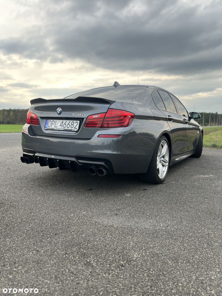 BMW Seria 5 535i Sport-Aut - 4