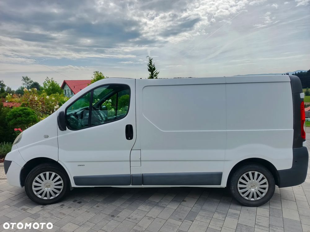 Opel Vivaro - 7