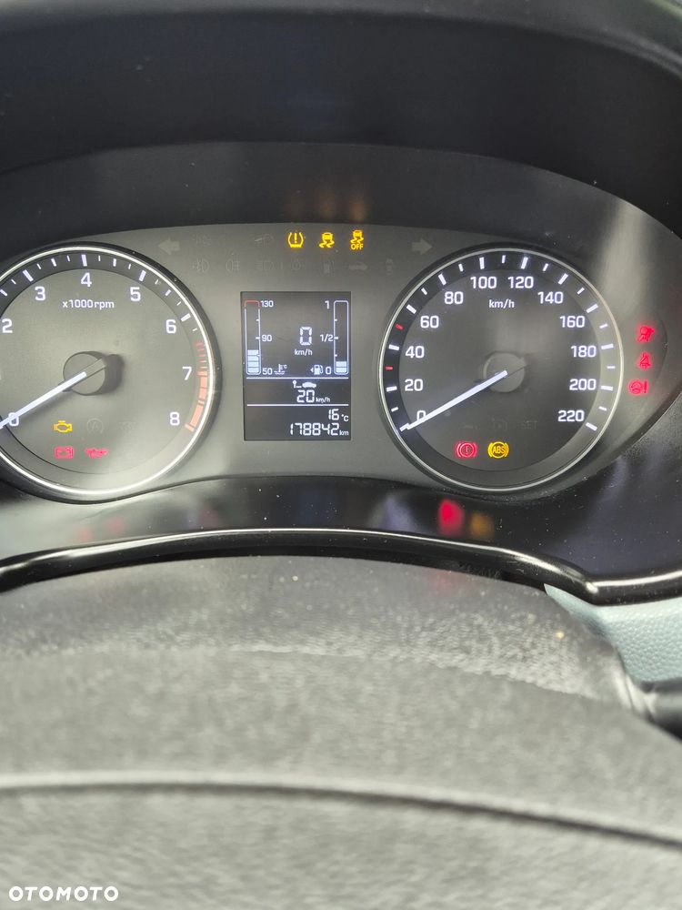 Hyundai i20 - 8