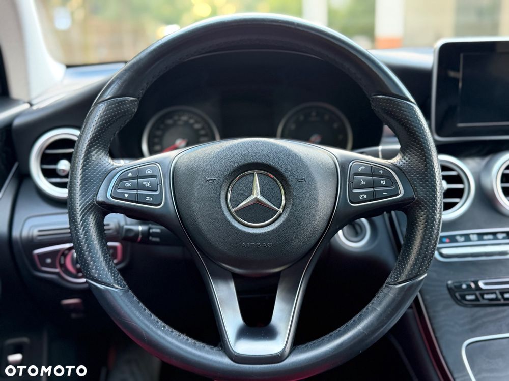 Mercedes-Benz GLC 300 4Matic 9G-TRONIC - 12