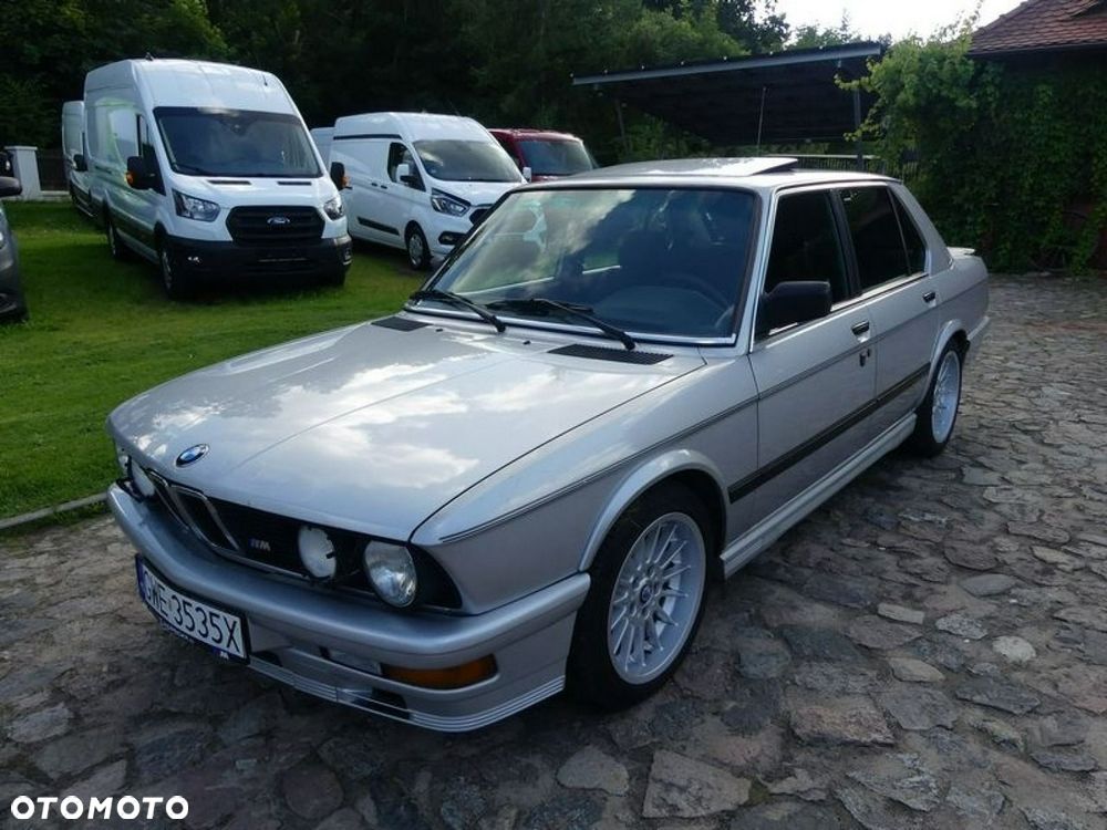 BMW Seria 5 - 13