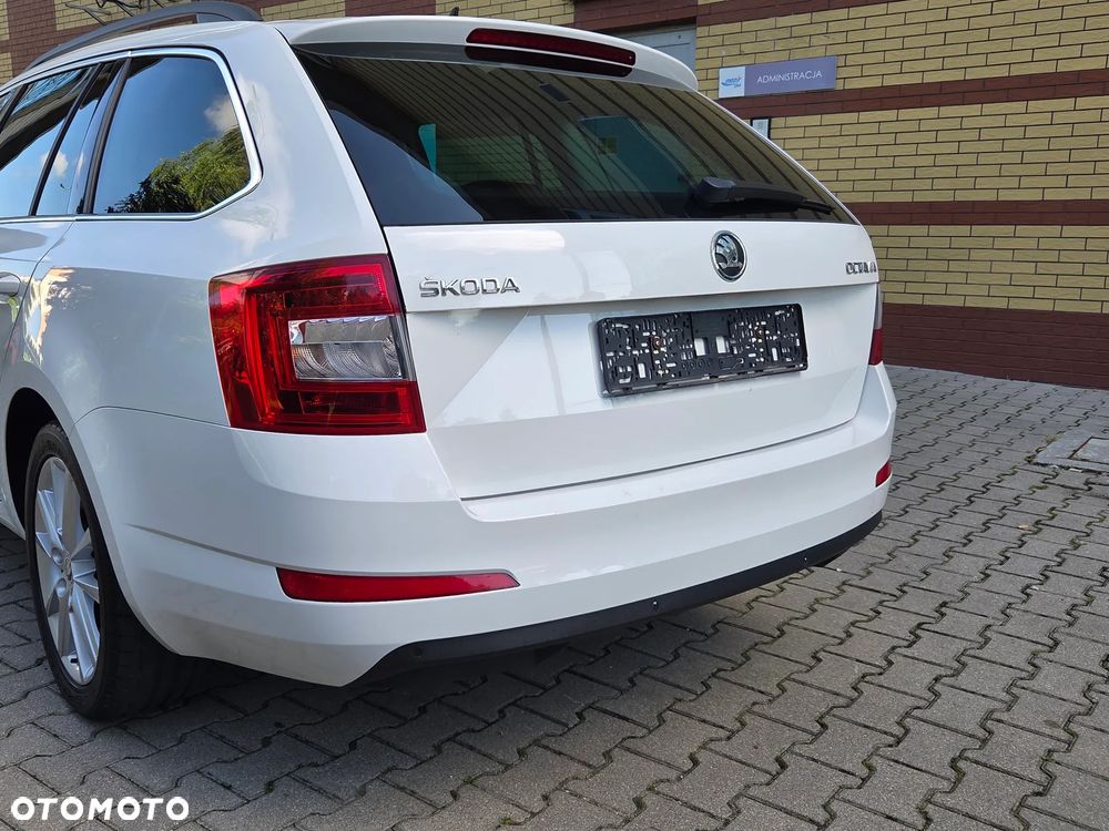 Skoda Octavia 2.0 TDI Drive - 14