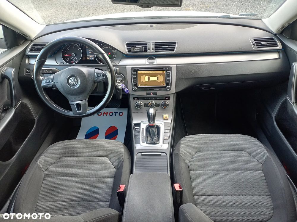 Volkswagen Passat 2.0 TDI Comfortline DSG - 20
