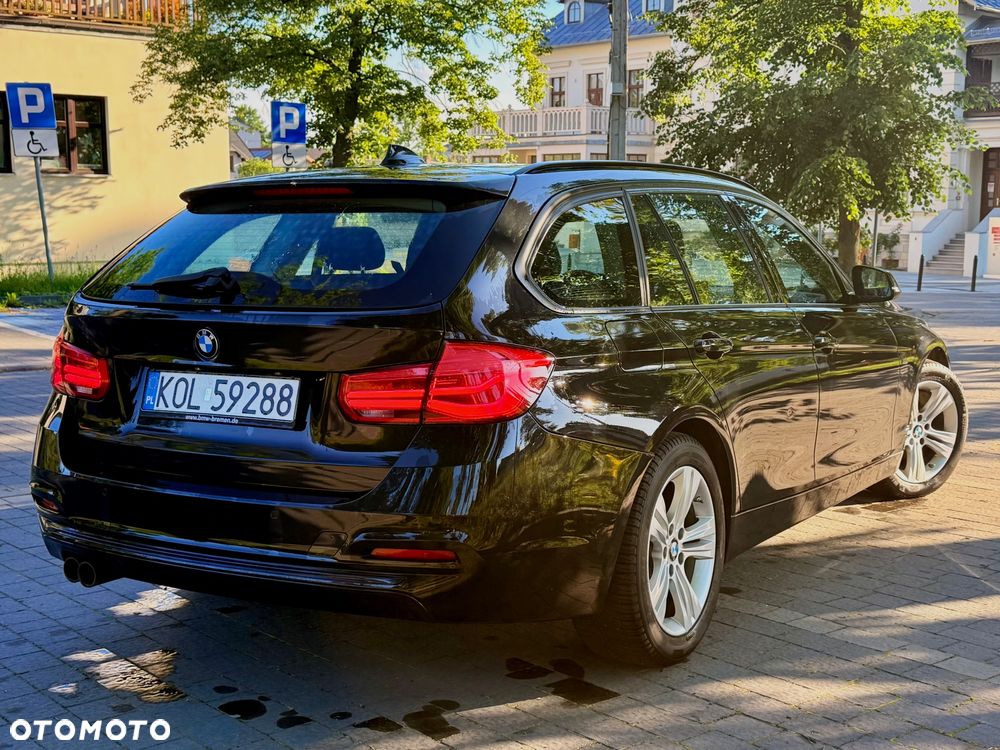 BMW Seria 3 320d Sport Line - 11