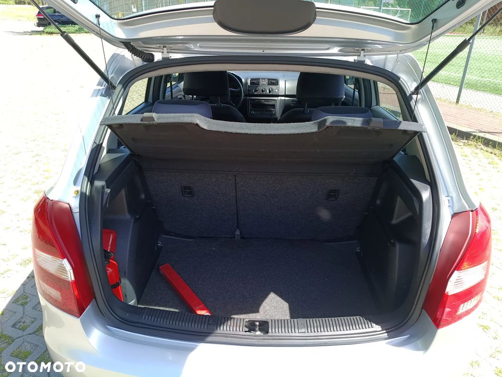 Skoda Fabia 1.2 TSI Active - 9