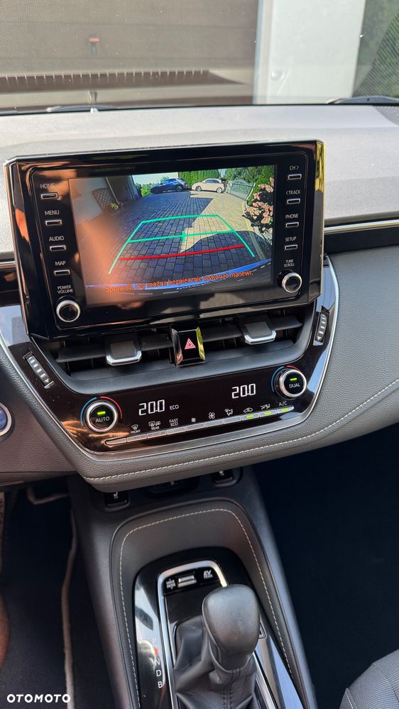 Toyota Corolla 1.8 Hybrid Executive - 9