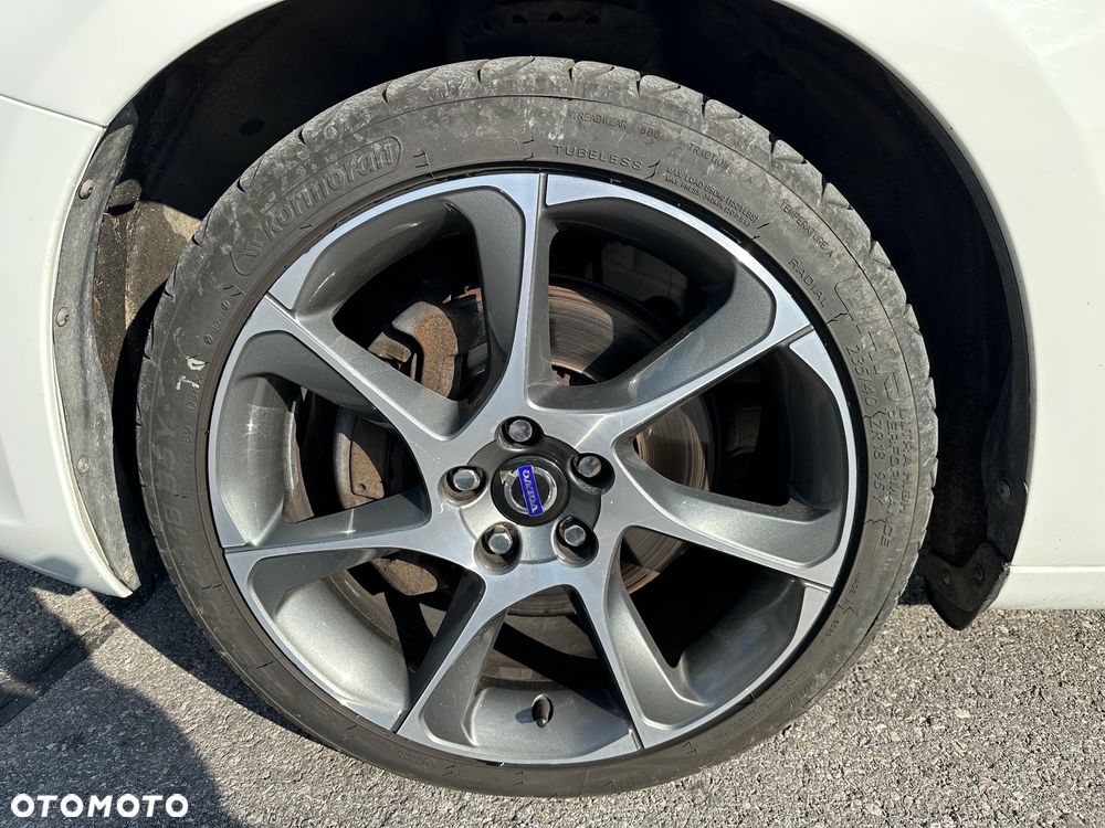 Volvo S60 D5 AWD Momentum - 32