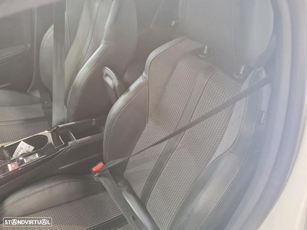 Peugeot 208 1.5 BlueHDi GT - 7
