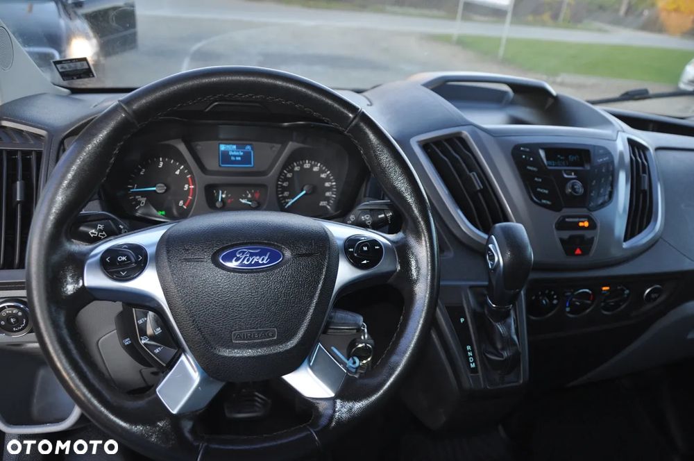 Ford Transit - 23