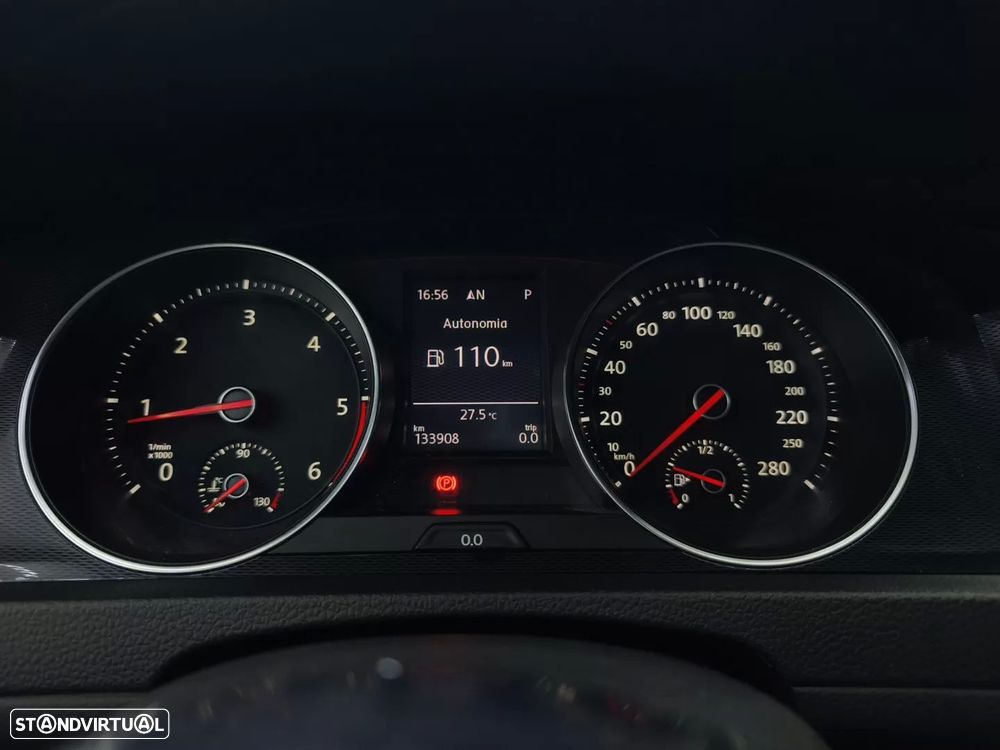 VW Golf 2.0 TDI GTD DSG - 25
