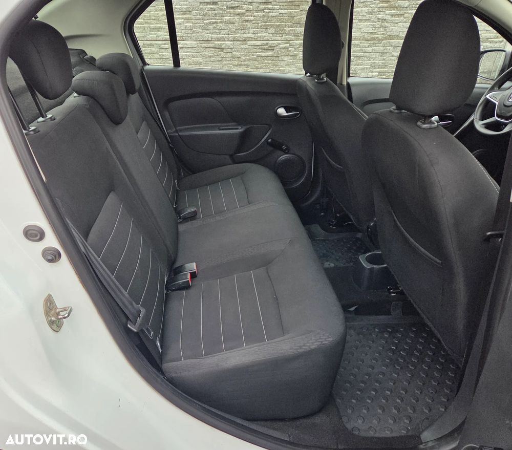 Dacia Logan 1.5 Blue dCi Prestige - 4