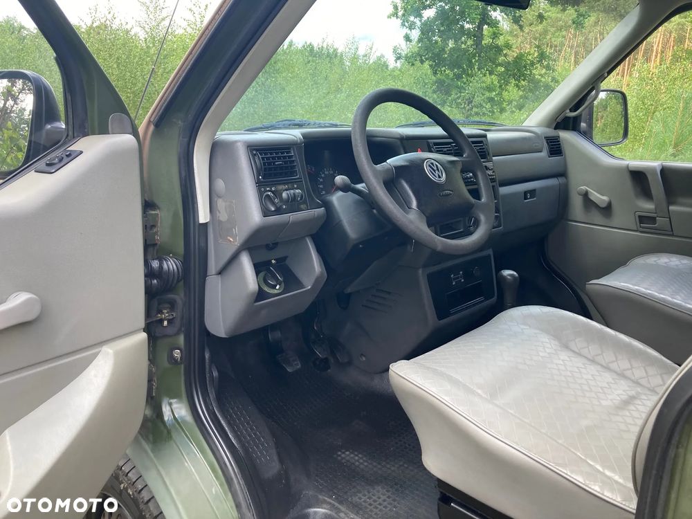 Volkswagen Transporter - 5