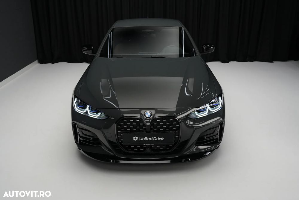 BMW M4 M440i xDrive AT MHEV - 2