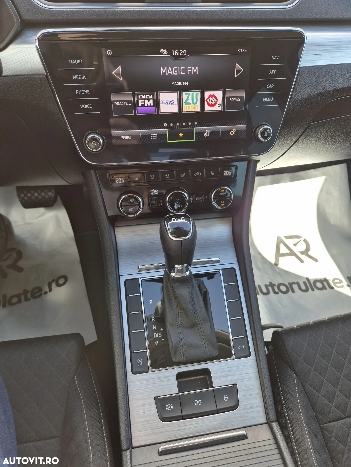 Skoda Superb 1.5 TSI DSG Ambition - 16