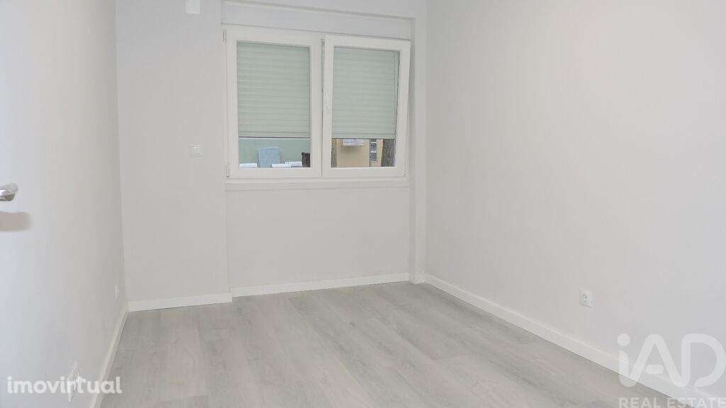 Apartamento T2 em Benfica - Grande imagem: 4/18