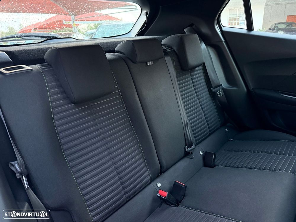 Peugeot 2008 1.2 PureTech Active Pack - 7