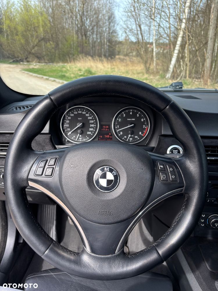 BMW Seria 3 325i - 18