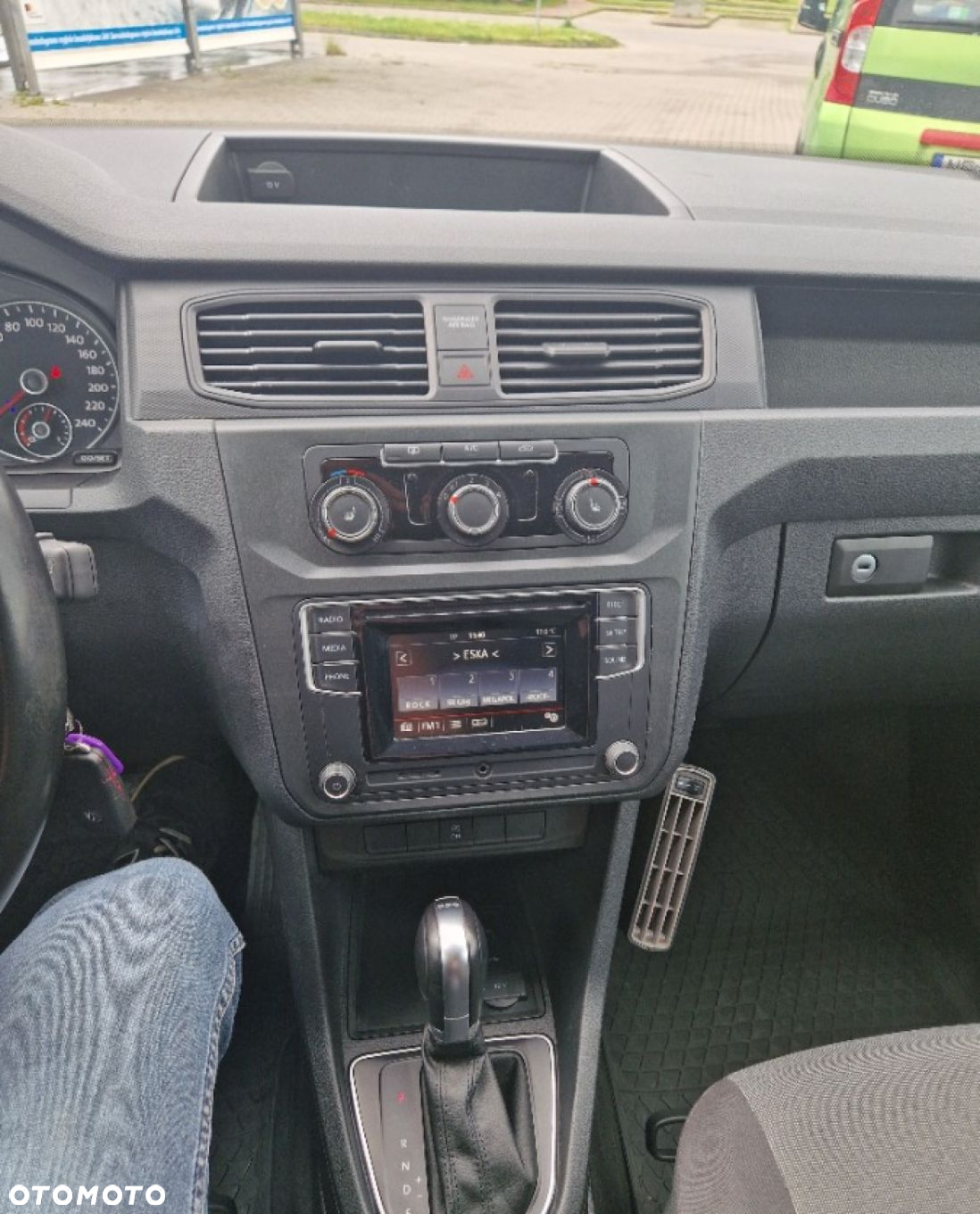 Volkswagen Caddy - 11