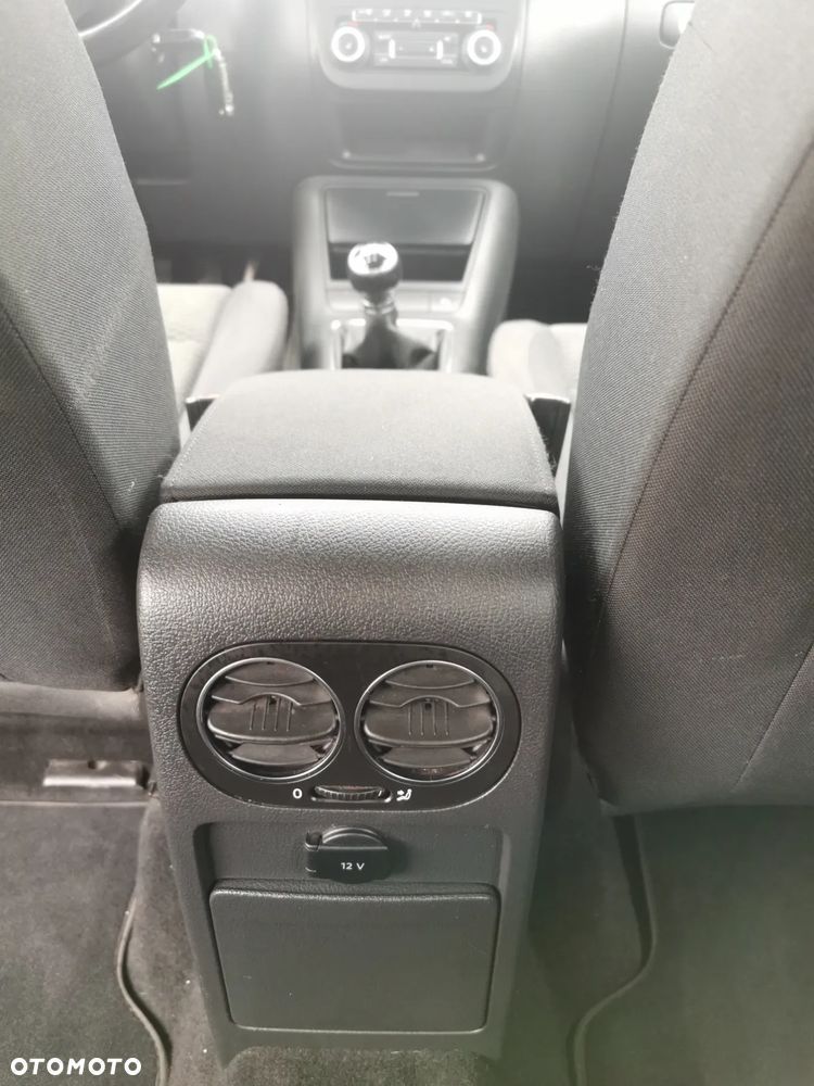 Volkswagen Golf Plus 2.0 TDI DPF Trendline - 12