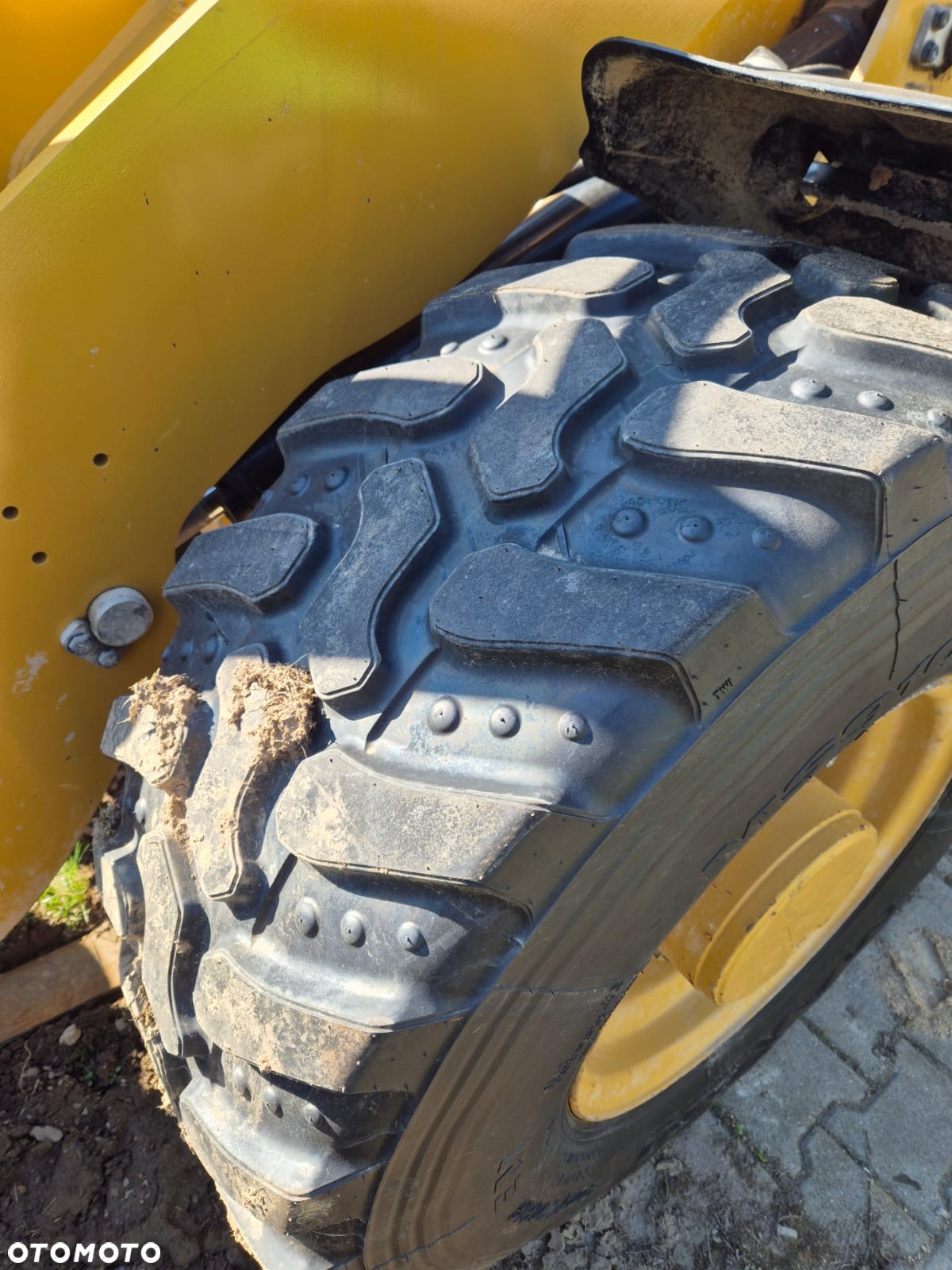 Caterpillar 908M CAT 906 JAK NOWA 1500h rok 2021 - 11