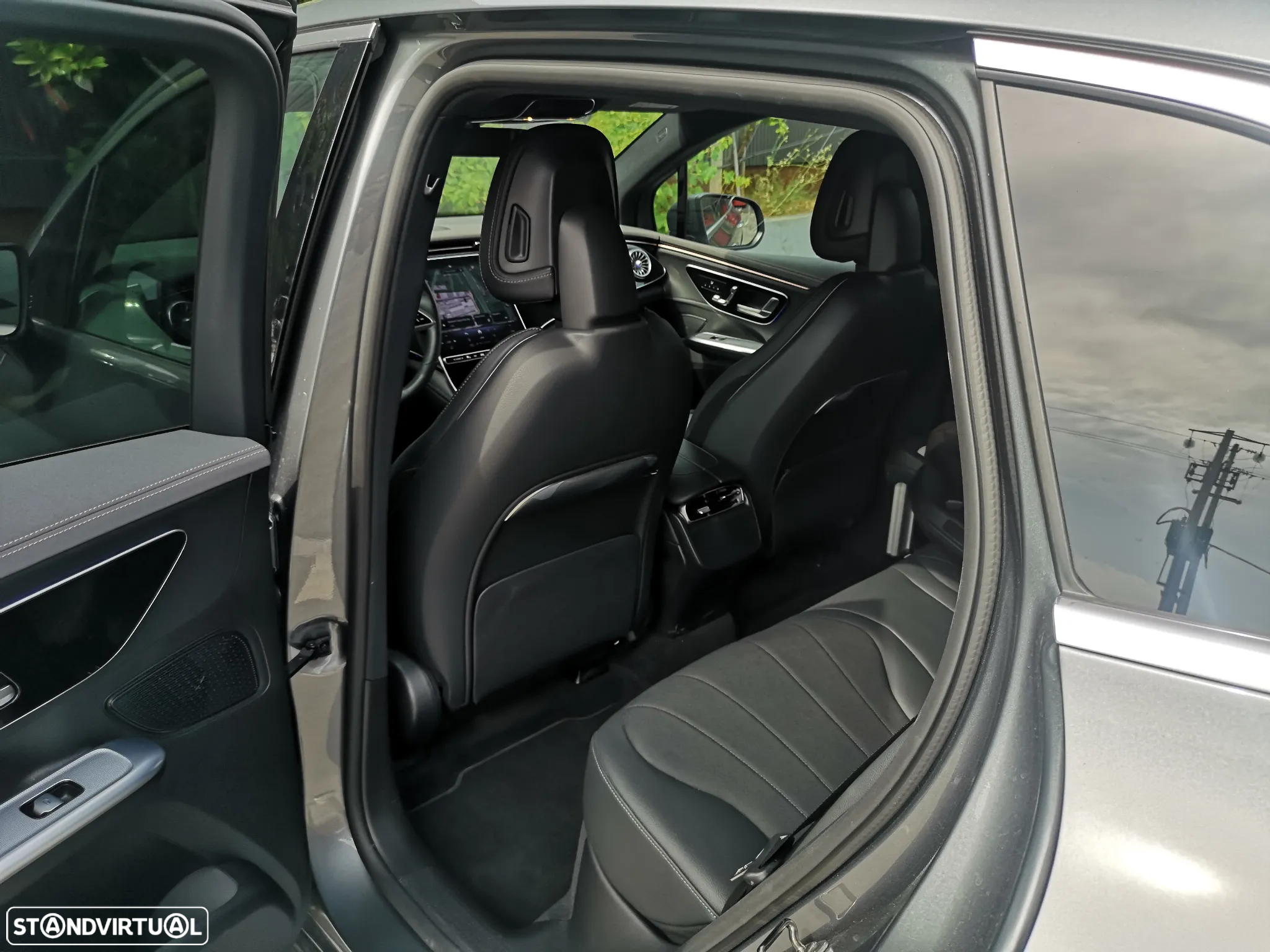 Mercedes-Benz EQE SUV 300 Edition - 10