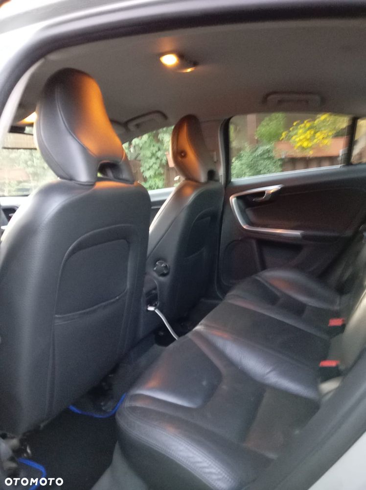 Volvo S60 T4 Summum - 8