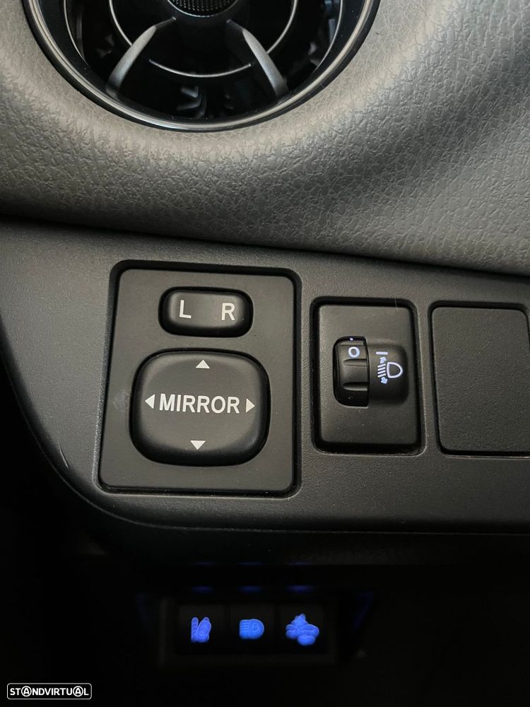 Toyota Yaris 1.0 VVT-i Comfort - 21