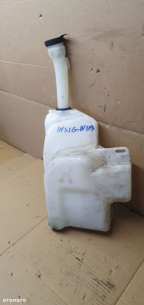 Zbiorniczek spryskiwaczy pompki XENON Opel Insignia A 13315611 13240935 - 3