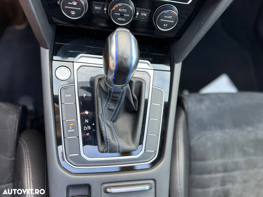 Volkswagen Passat Variant 1.4 TSI Plug-In-Hybrid DSG GTE - 15