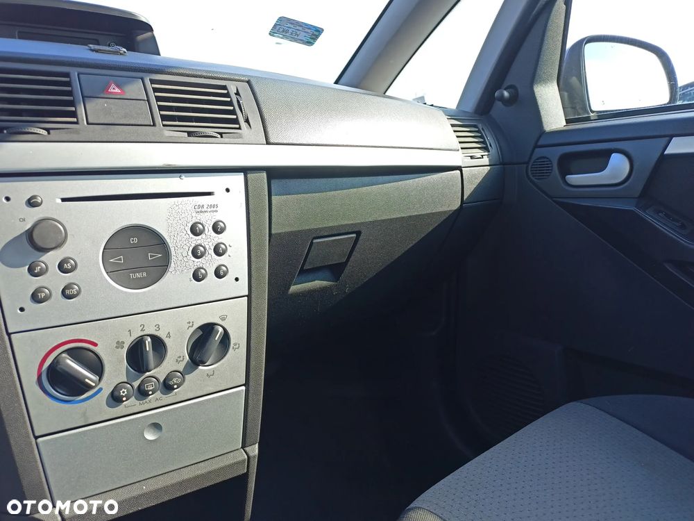 Opel Meriva - 11
