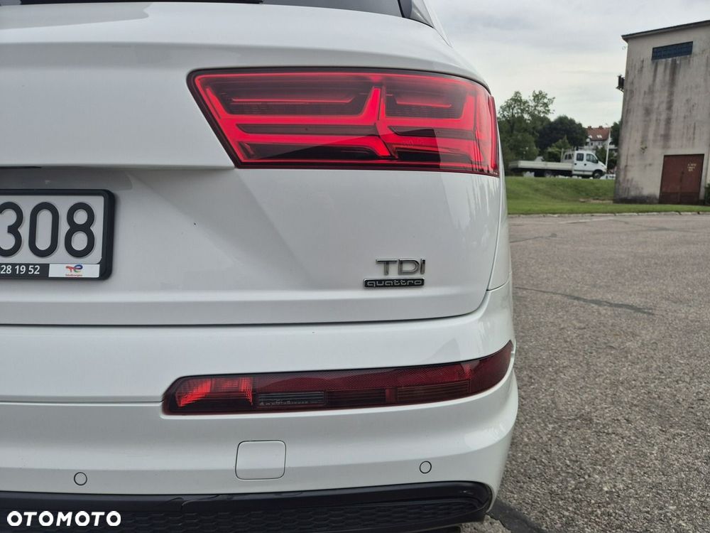 Audi Q7 3.0 TDI ultra Quattro Tiptronic - 7