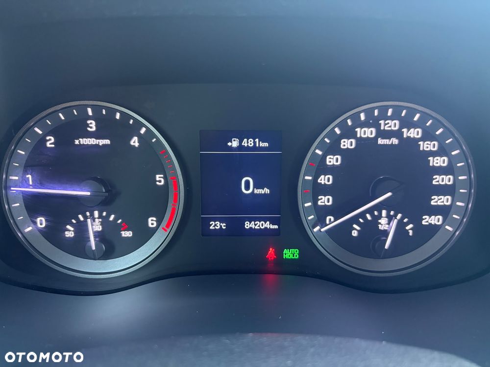 Hyundai Tucson 1.6 CRDi Comfort 2WD - 16
