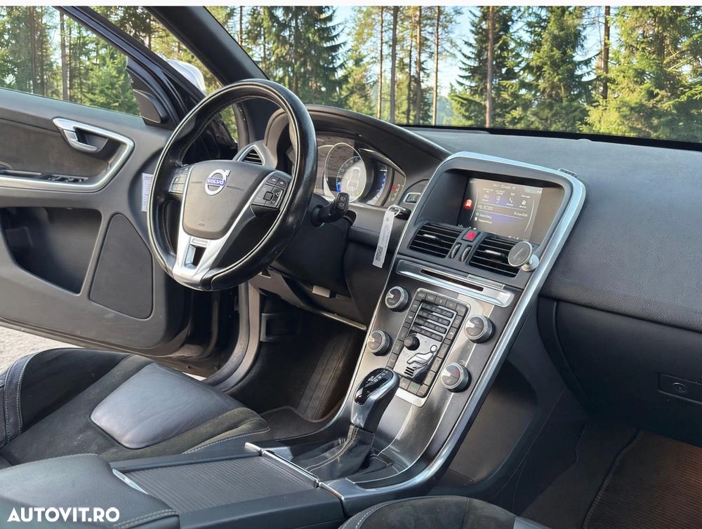 Volvo XC 60 D4 VEA Start-Stop R-Design - 3