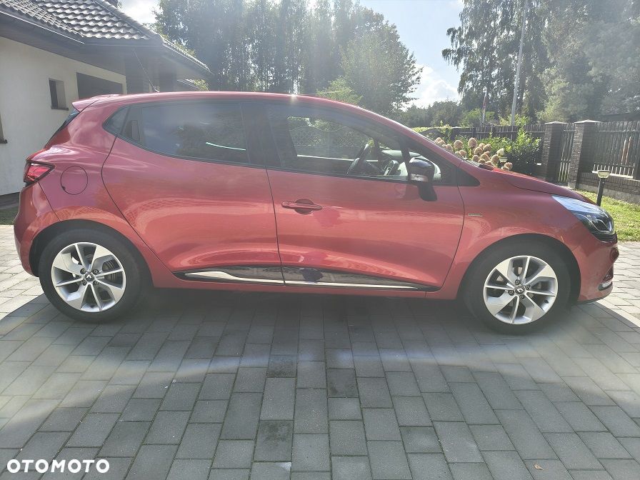 Renault Clio 1.2 16V Limited - 36