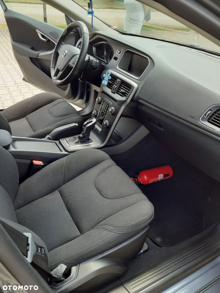 Volvo V40 - 9
