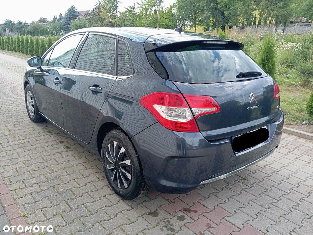 Citroen C4 2011 photo 4
