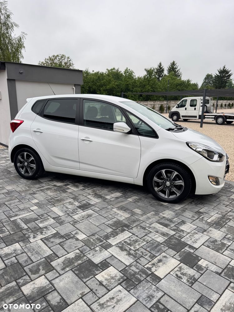 Hyundai ix20 1.4 Premium blue - 5