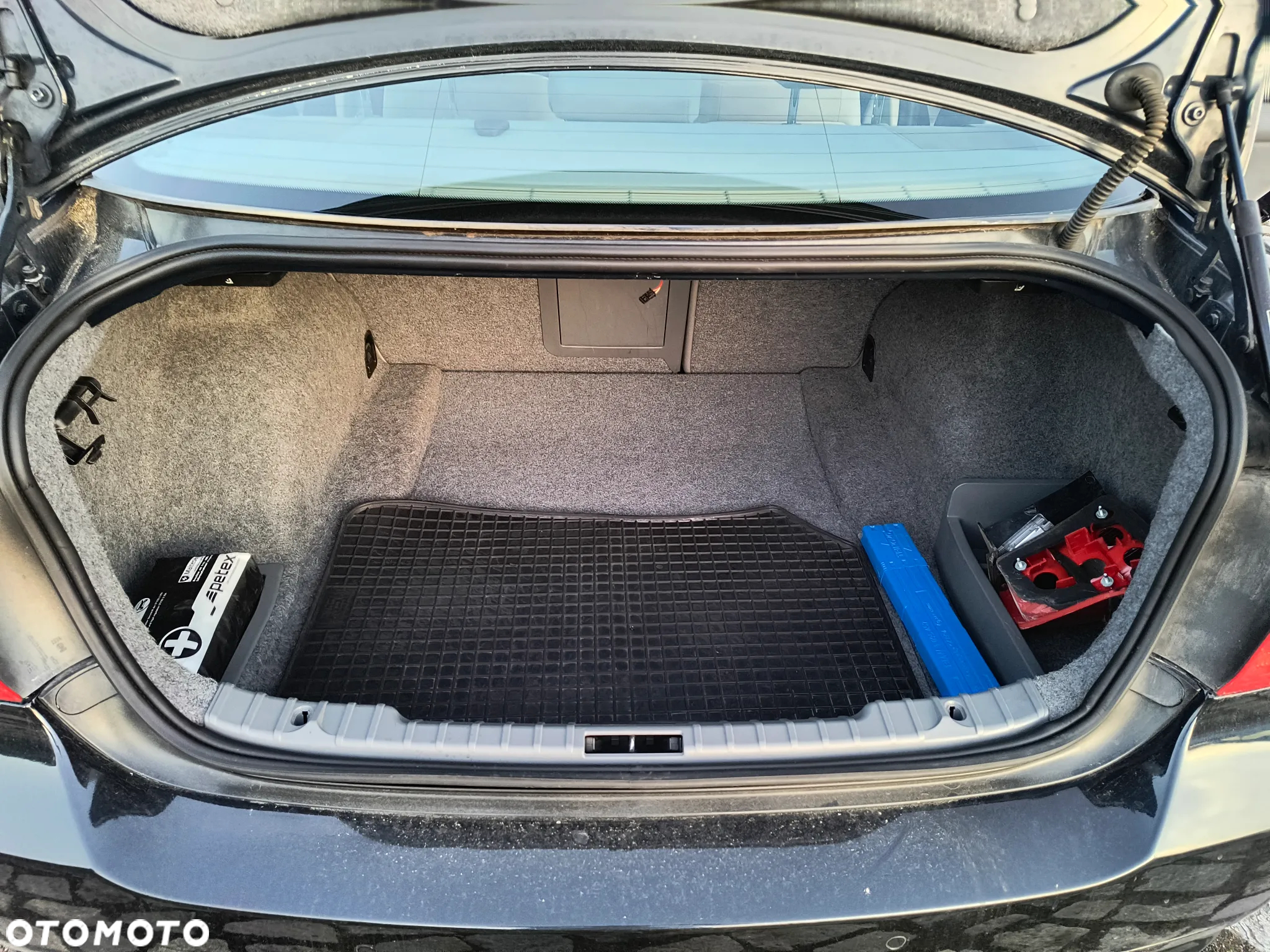 BMW Seria 3 320i - 13