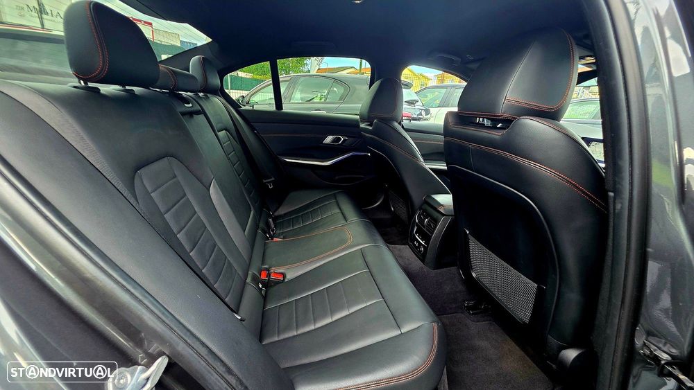 BMW 320 d Line Sport Auto - 26