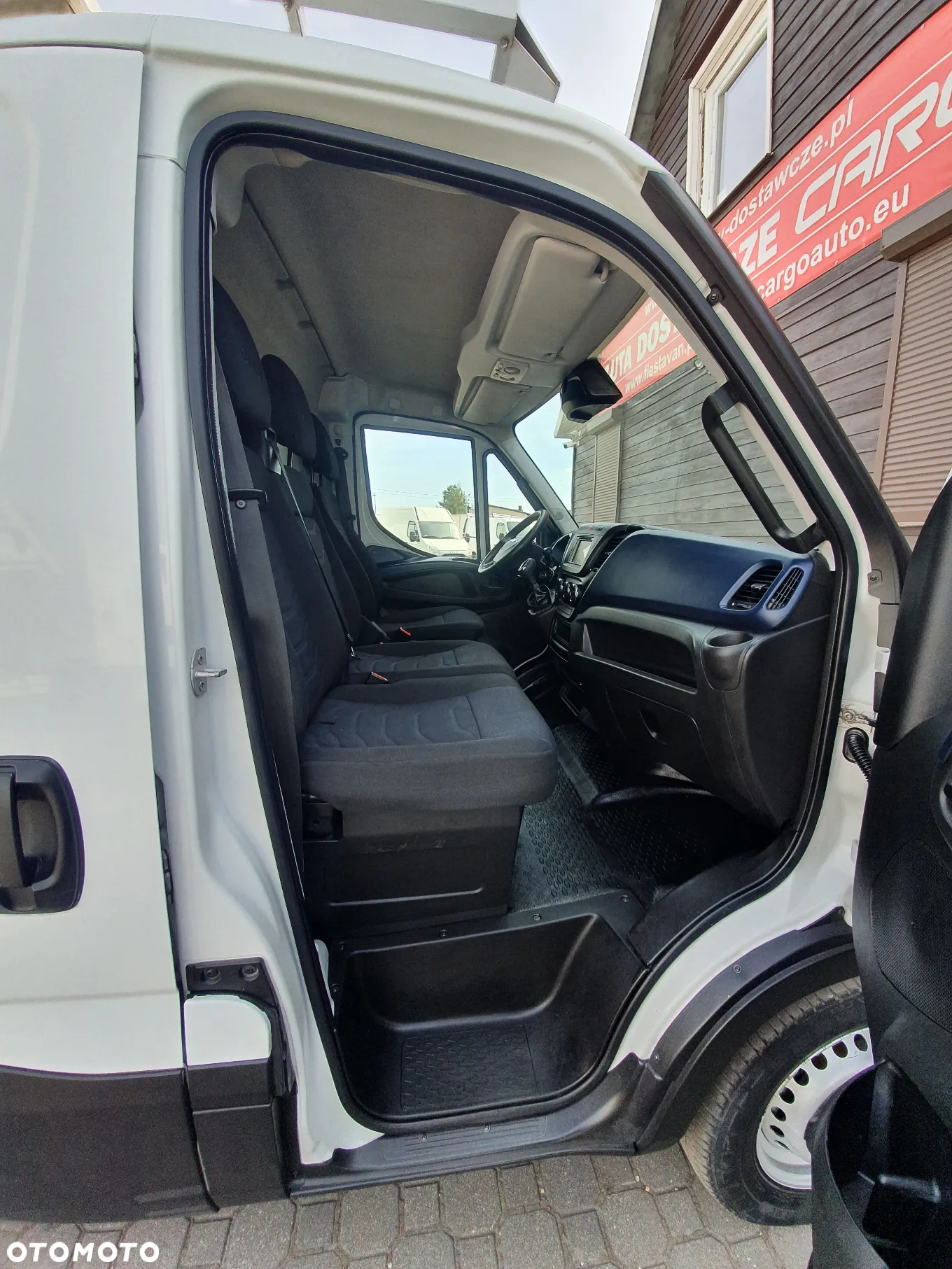 Iveco DAILY - 15