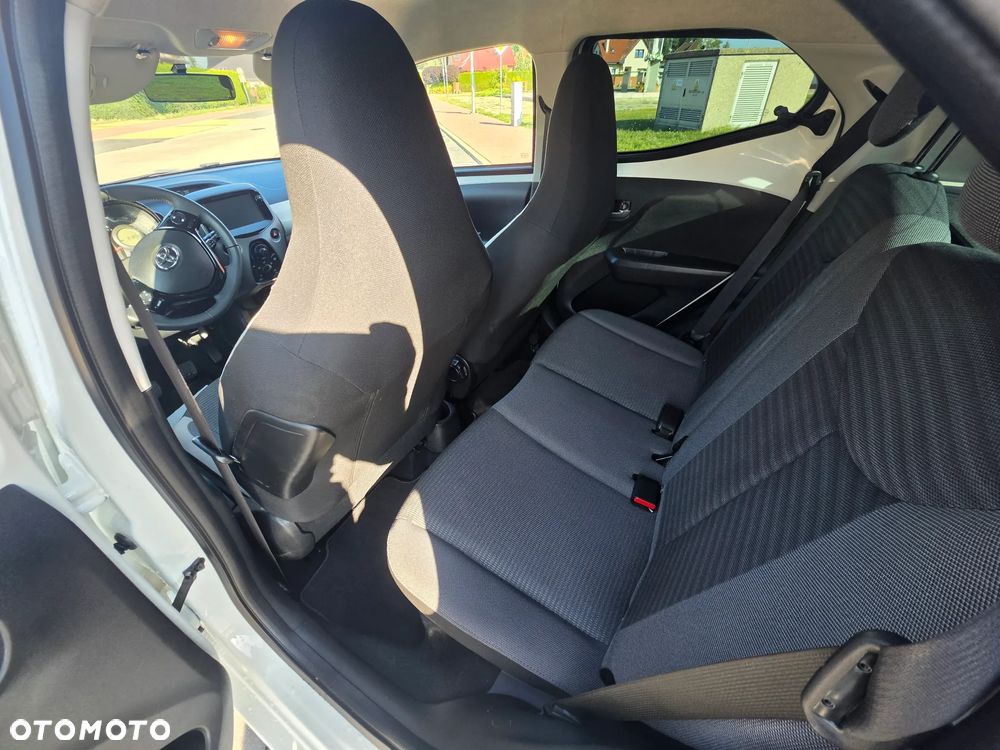 Toyota Aygo x-style - 15