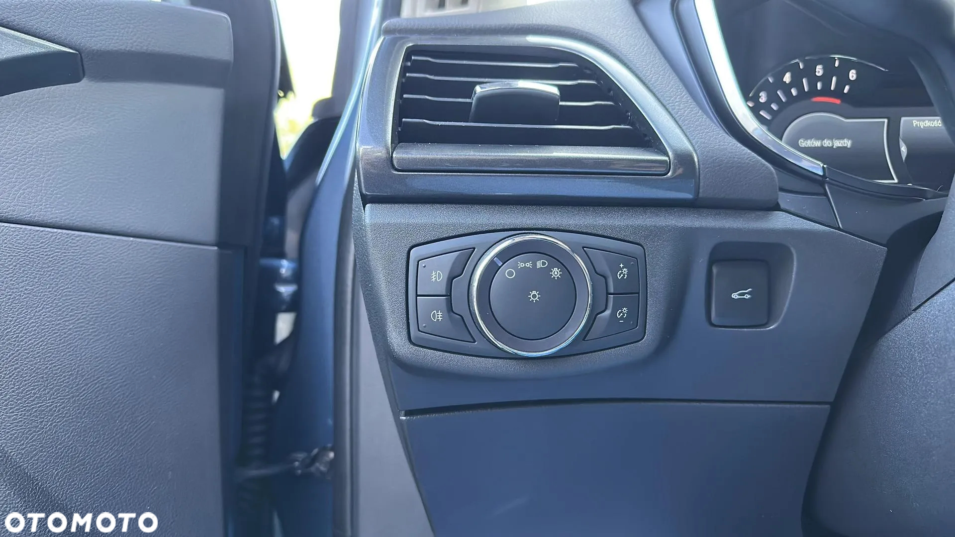 Ford Mondeo 2.0 EcoBlue Titanium - 31