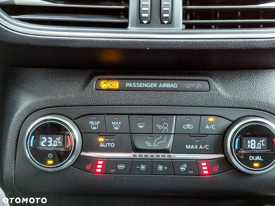 Ford Focus - 26